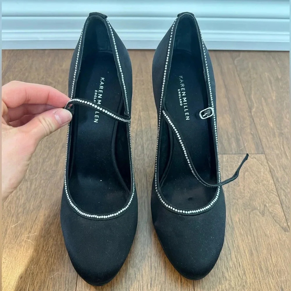 Karen Mullen Satin and Rhinestone Pumps Sz. 10 - Picture 4 of 7